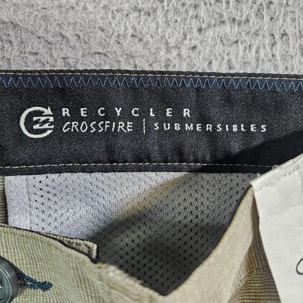 NWT Billabong Boys Shorts 27‎ Crossfire Submersibles Land & Water Stretch Khaki